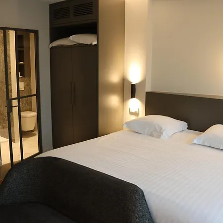 Hotel Iris 4*